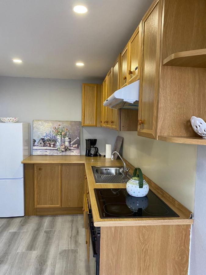 Schoenes Apartment - Ruhig - Aussenpool 라오로타바 외부 사진