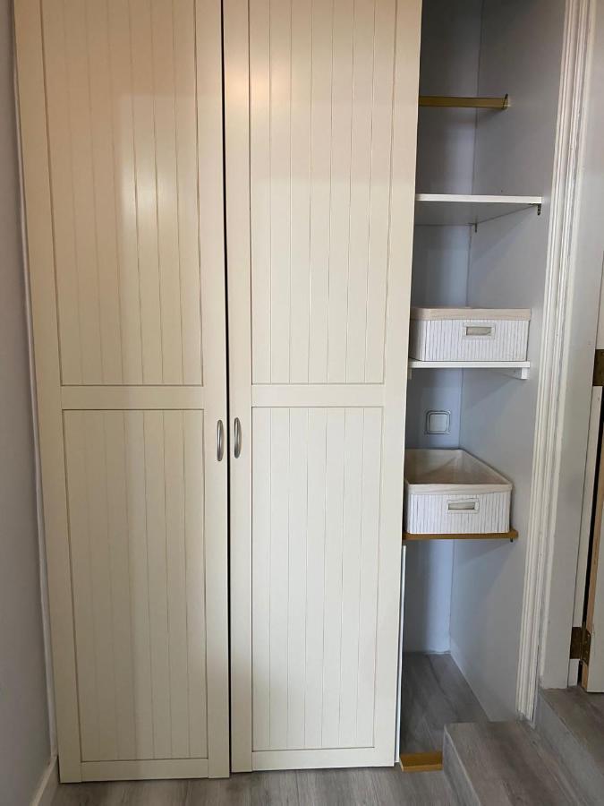 Schoenes Apartment - Ruhig - Aussenpool 라오로타바 외부 사진
