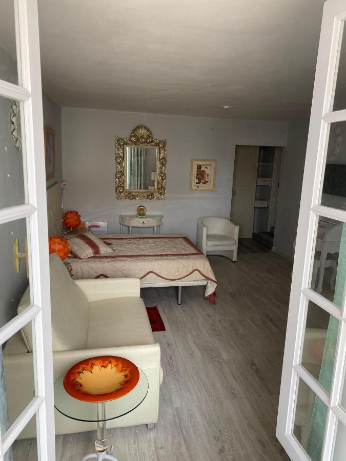 Schoenes Apartment - Ruhig - Aussenpool 라오로타바 외부 사진